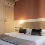 Fosca 招待所 4*